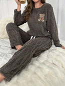 [Leve 2 Pague 1] Pijama Feminino Ursinho Luma (Veludo Suave, calor por dentro) + BRINDE: 1 Pantufa Nuvem Antifrío